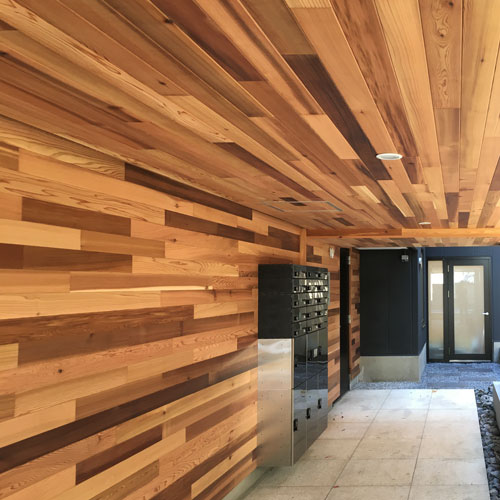 ウエスタンレッドシダー 羽目板 施工写真